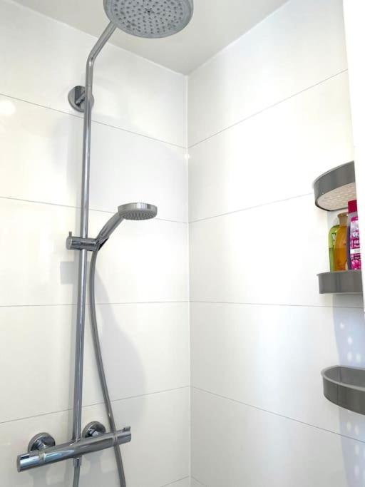 Logement Entier - Appartement Cosy De 2 Pieces Paris Exterior foto